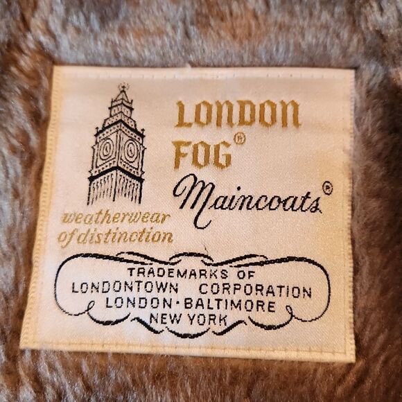 London Fog Vintage Maincoats Insulated Lined Hidden Buttons Trench Coat, 40R Tan - Picture 5 of 10